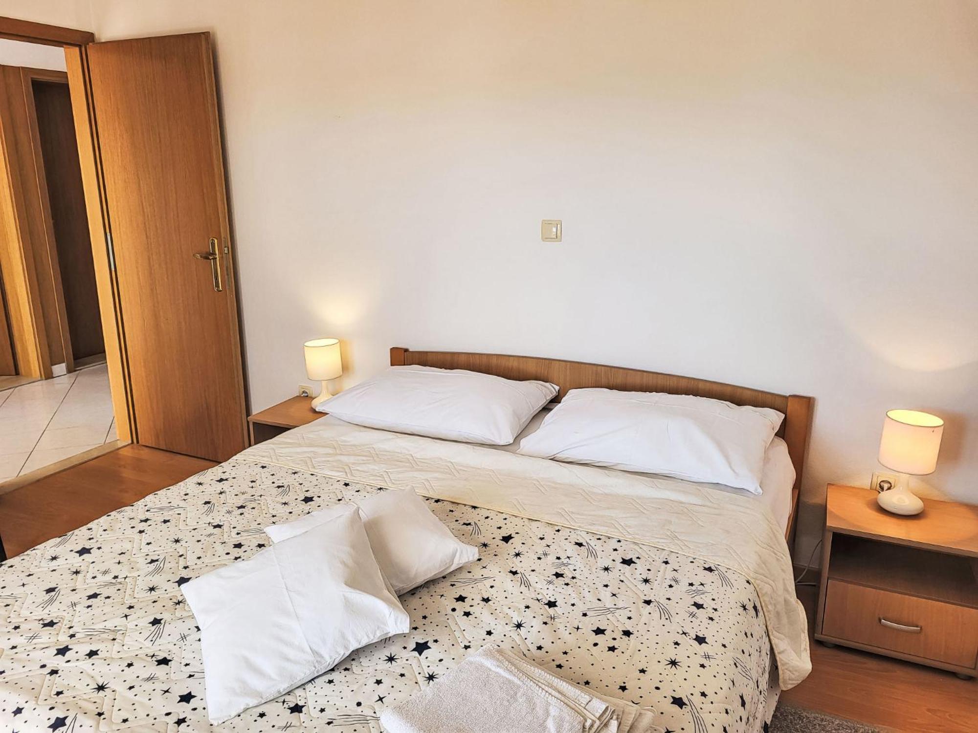Apartment Ana - Big351 By Interhome Turanj Bagian luar foto